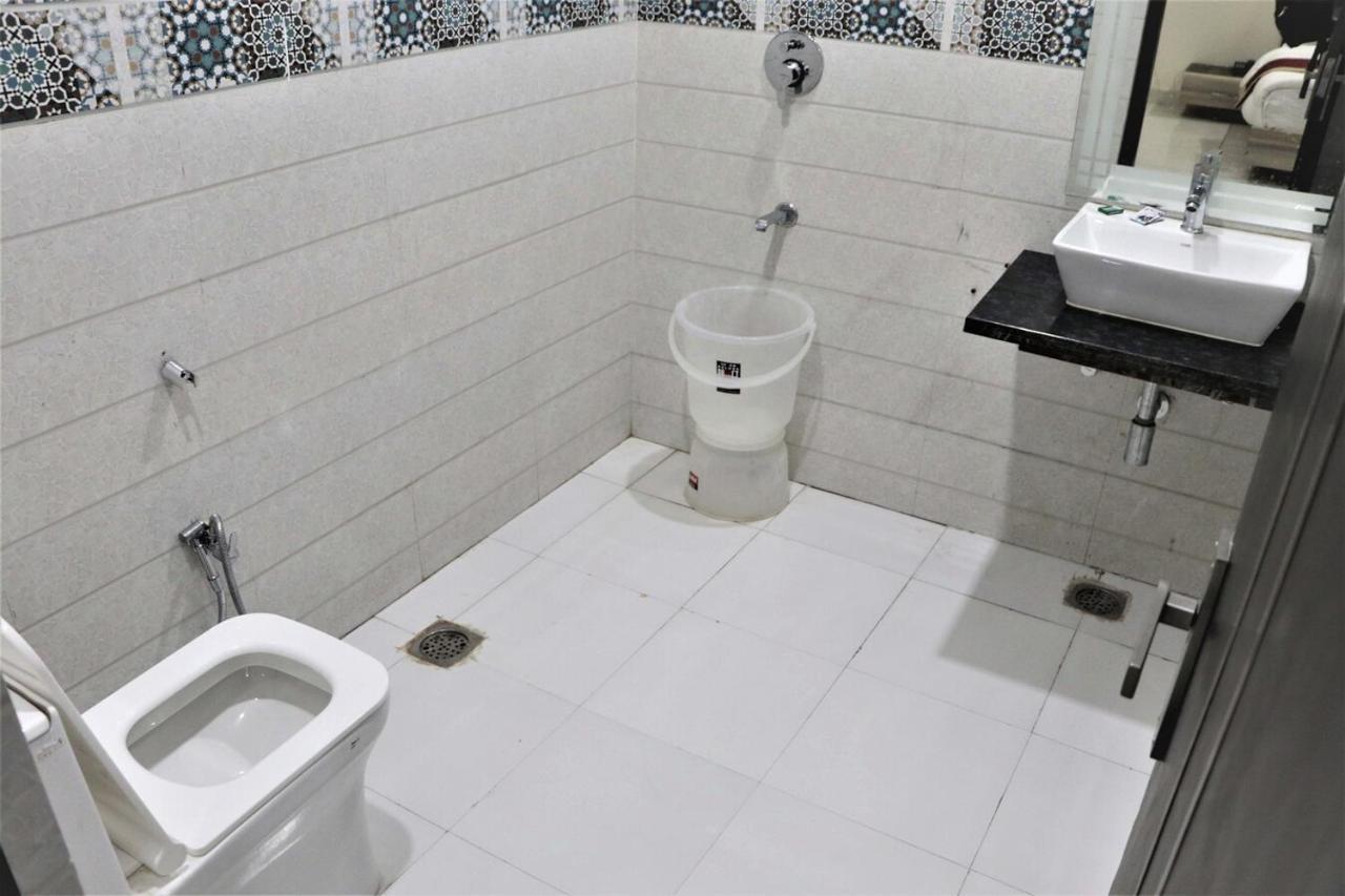Hotel Blue Pine หริทวาร ภายนอก รูปภาพ